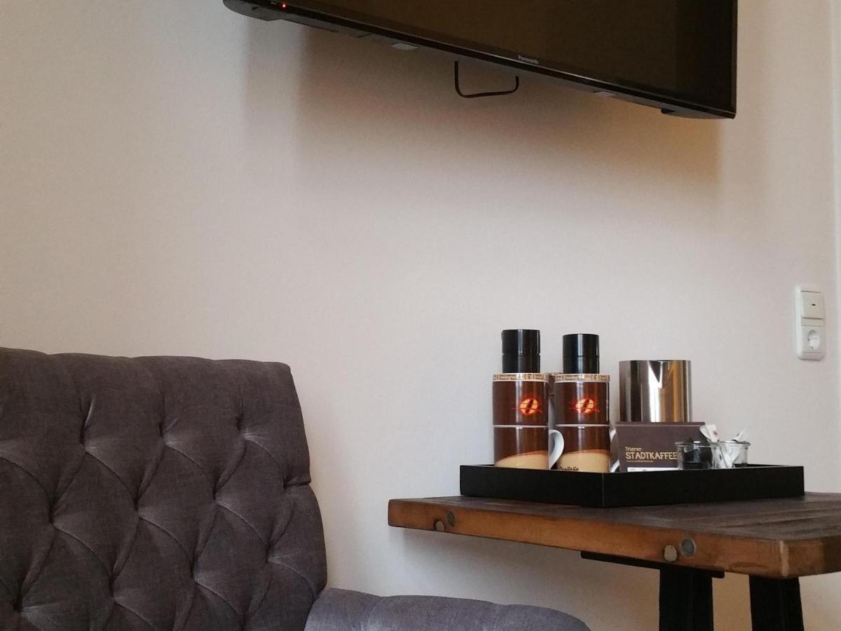 טרייר Mondo'S Kaffeehotel מראה חיצוני תמונה